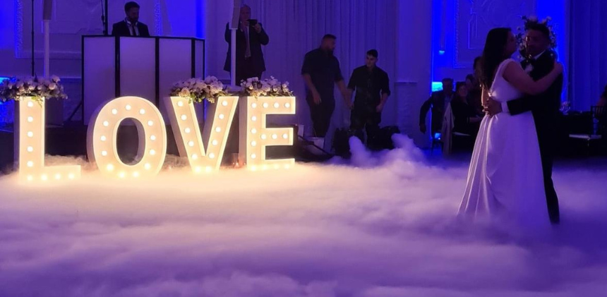 Top 5 Melbourne Wedding Entertainment That Instantly Turn Your Reception into a Luxury Experience