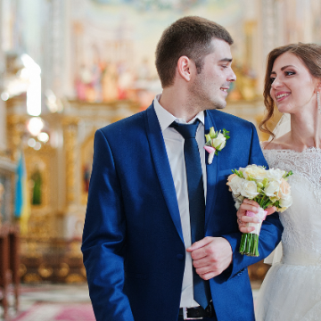 Melbourne Wedding Celebration: Heartwarming Ways to Honor Departed Loved Ones