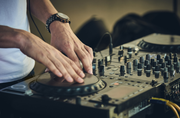The Role of a Melbourne DJ in Creating Unforgettable Memories The Role of a Melbourne DJ in Creating Unforgettable Memories