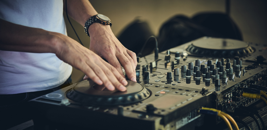 The Role of a Melbourne DJ in Creating Unforgettable Memories