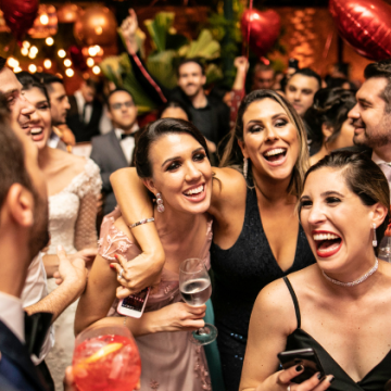 Top 5 Ways to Keep Your Guests Entertained at Your Wedding in Melbourne
