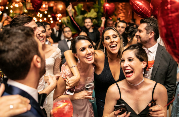 Top 5 Ways to Keep Your Guests Entertained at Your Wedding in Melbourne