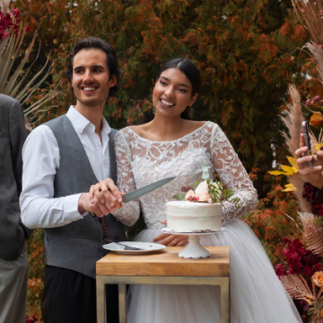 DJ Entertainment for Your Melbourne Wedding: 5 Ways to a Stress-Free Reception DJ Entertainment for Your Melbourne Wedding: 5 Ways to a Stress-Free Reception