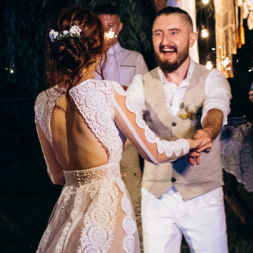 7 Ways to Match Your Wedding Music & Theme with the Right Melbourne Wedding DJ 7 Ways to Match Your Wedding Music & Theme with the Right Melbourne Wedding DJ