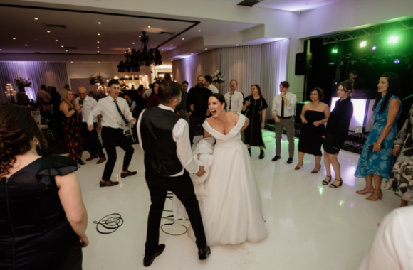 How to Choose the Best Melbourne Wedding DJ 2026 How to Choose the Best Melbourne Wedding DJ 2026